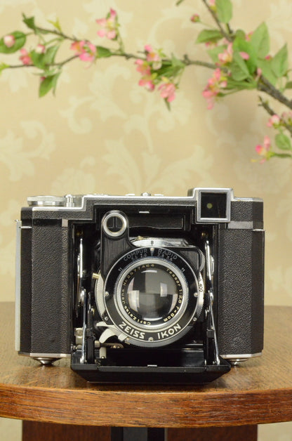 NEAR MINT! 1939 Zeiss Ikon Super Ikonta 6x6, Tessar lens, Freshly Serviced! - Zeiss-Ikon- Petrakla Classic Cameras