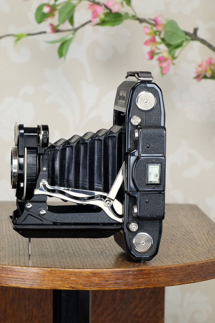 SUPERB! 1936 6x9 Super Ikonta with Tessar Lens, FRESHLY SERVICED - Zeiss-Ikon- Petrakla Classic Cameras