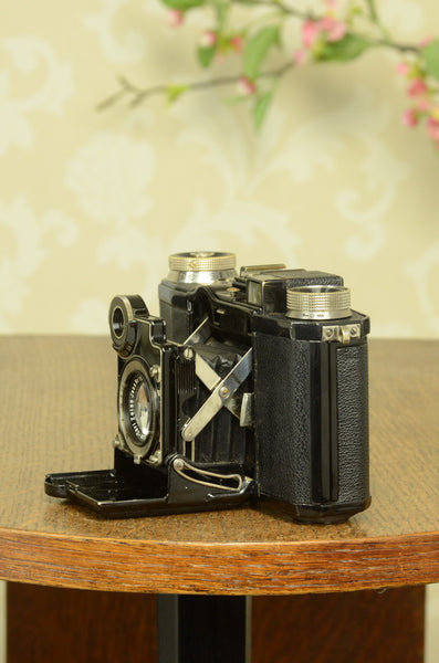 Superb! 1934 Zeiss-Ikon Super Nettel (236/24) Freshly serviced! - Zeiss-Ikon- Petrakla Classic Cameras